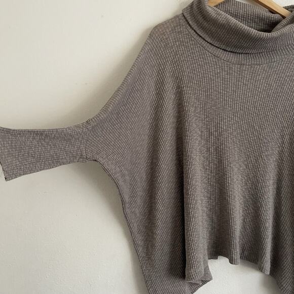 FP Beach World Traveler Cowl Neck Split Back Knit Pullover Sweater Taupe Size M - Picture 4 of 6